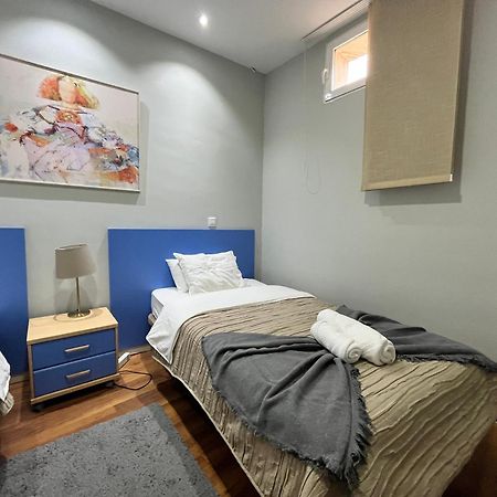 Exclusivo En Sol Exterior Bar Temporal Apartment Madrid Ngoại thất bức ảnh