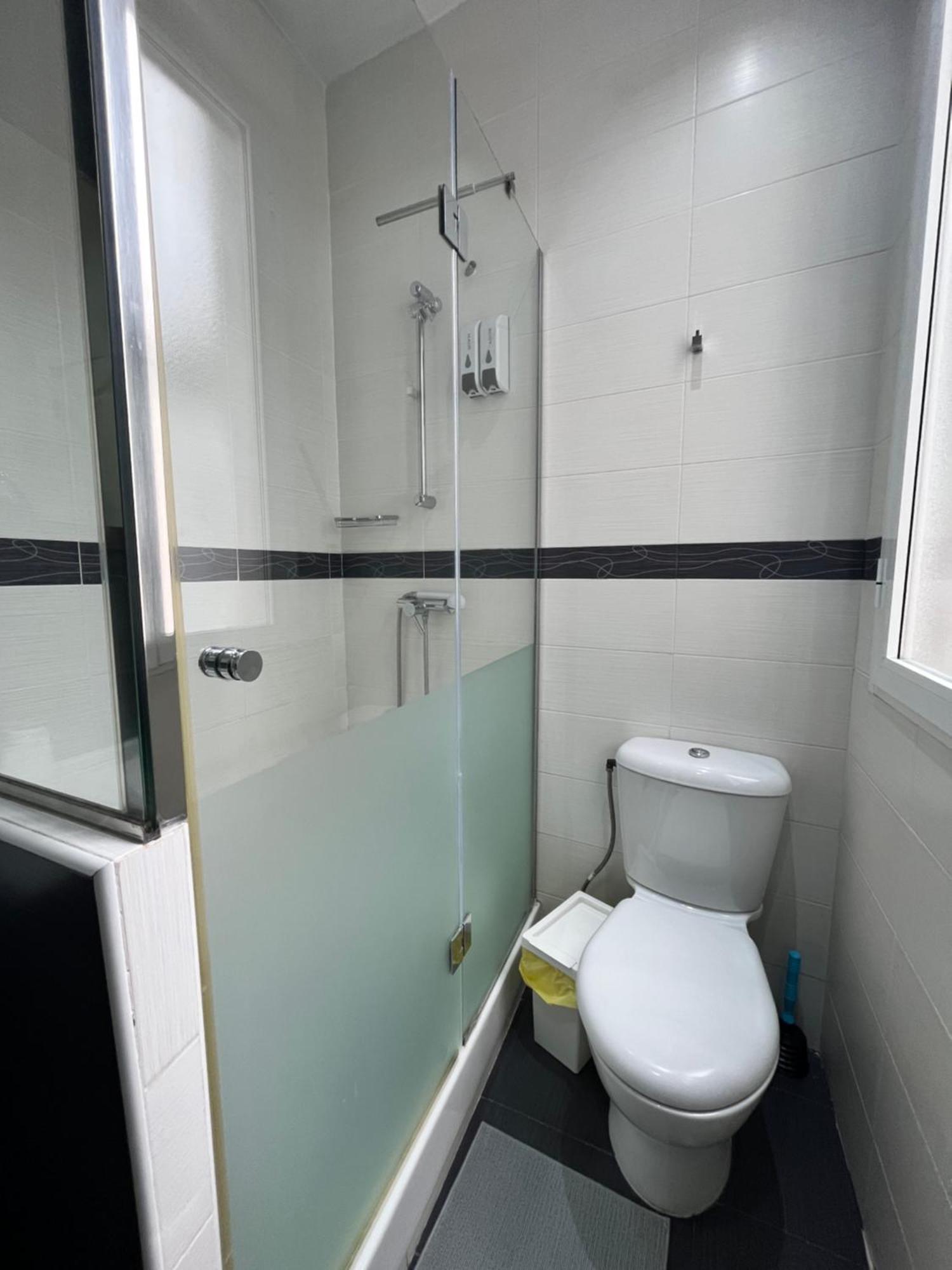 Exclusivo En Sol Exterior Bar Temporal Apartment Madrid Ngoại thất bức ảnh