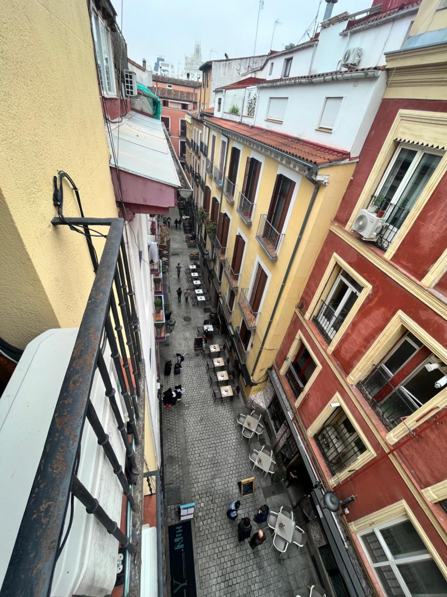 Exclusivo En Sol Exterior Bar Temporal Apartment Madrid Ngoại thất bức ảnh