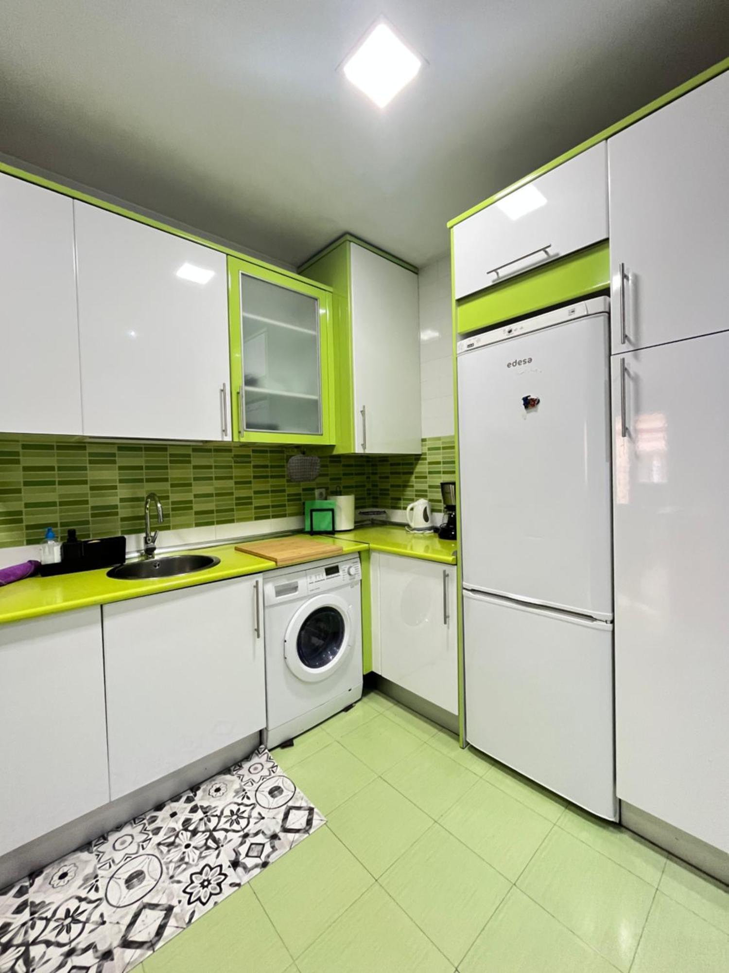 Exclusivo En Sol Exterior Bar Temporal Apartment Madrid Ngoại thất bức ảnh