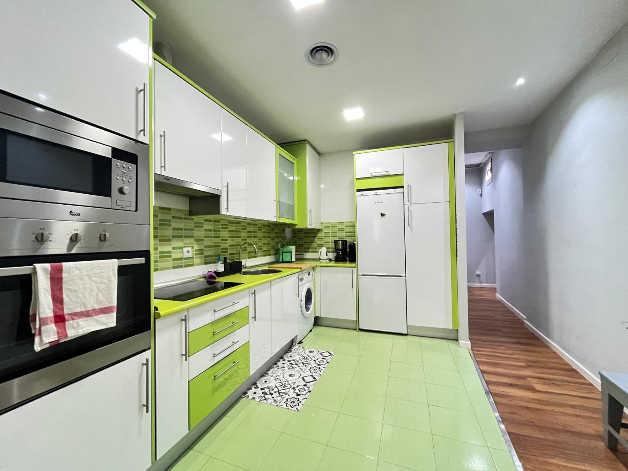 Exclusivo En Sol Exterior Bar Temporal Apartment Madrid Ngoại thất bức ảnh