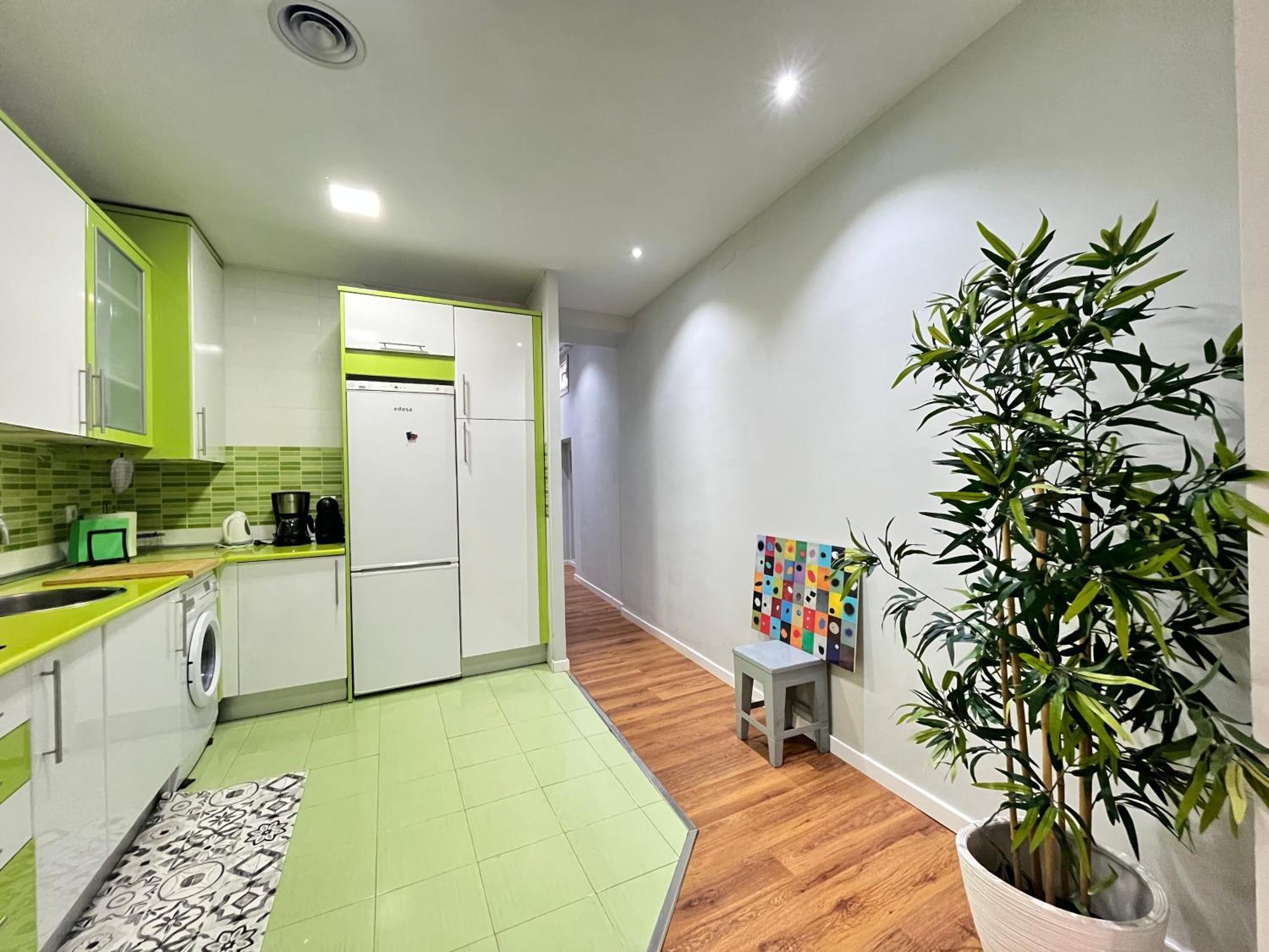 Exclusivo En Sol Exterior Bar Temporal Apartment Madrid Ngoại thất bức ảnh