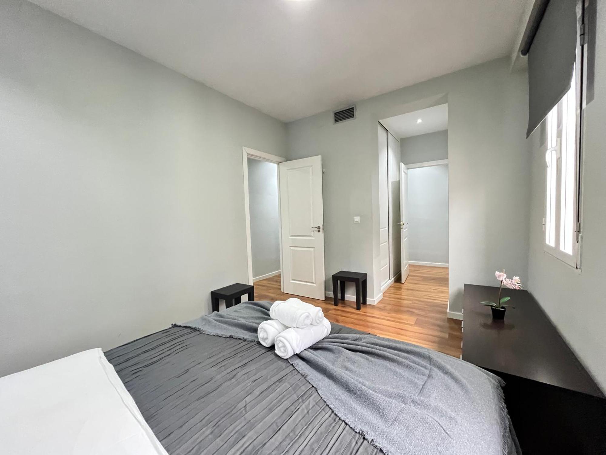 Exclusivo En Sol Exterior Bar Temporal Apartment Madrid Ngoại thất bức ảnh