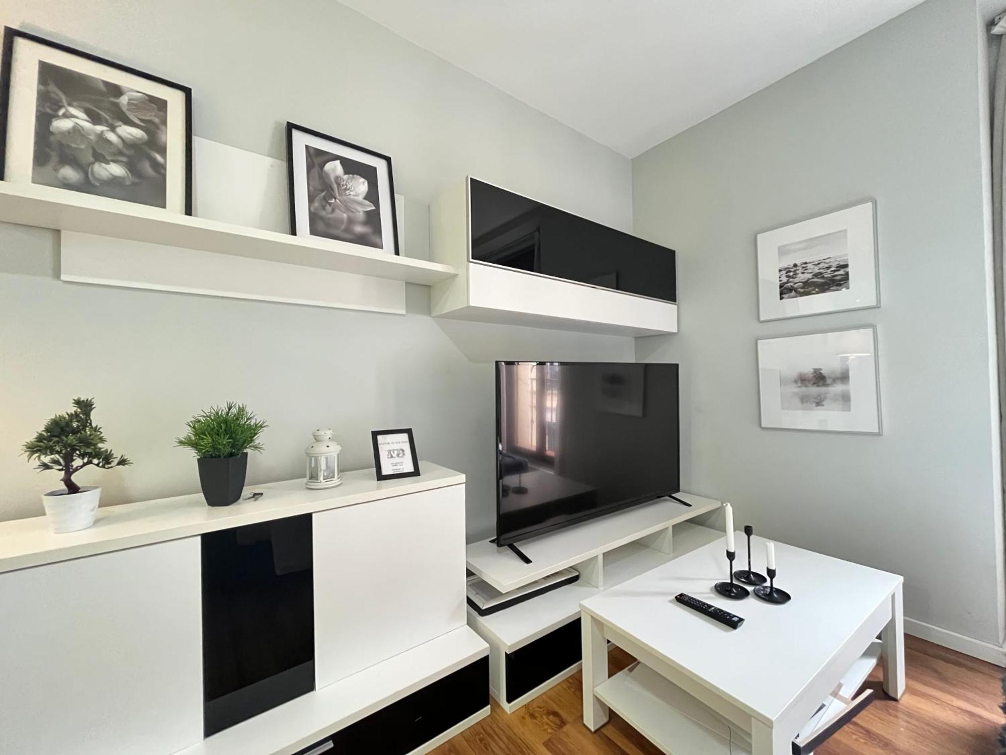 Exclusivo En Sol Exterior Bar Temporal Apartment Madrid Ngoại thất bức ảnh